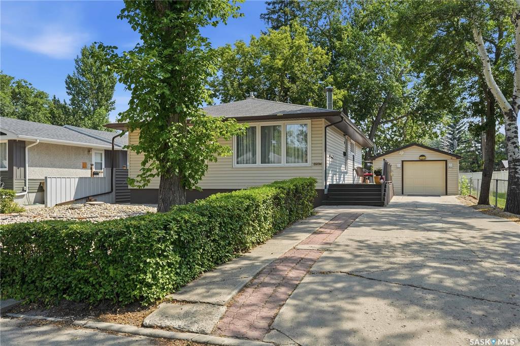 323 Toronto Street N, SK045183, Saskatchewan,