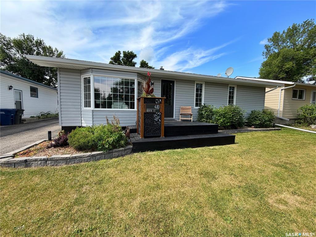 Second View of 410 Gertie Street, Moosomin, Saskatchewan, S0G 3N0