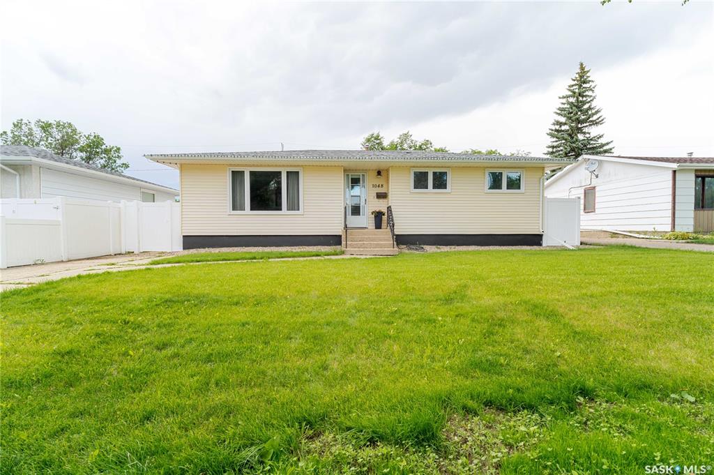 1048 11 Th Avenue Nw, SK045241, Saskatchewan,