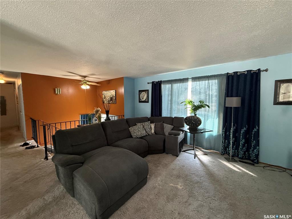 Fifth View of 1022 8th Street W, Kindersley, Saskatchewan, S0L 1S0