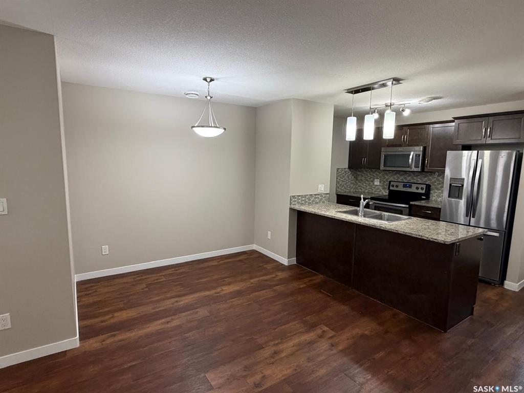 Fourth View of 3440 Avonhurst Drive #604, Coronation Park, Regina, Saskatchewan, S4R 2E1