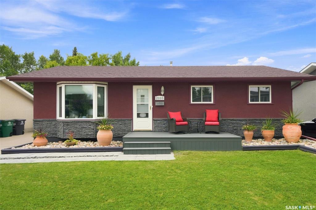 2010 37th Street W, SK045372, Saskatchewan,