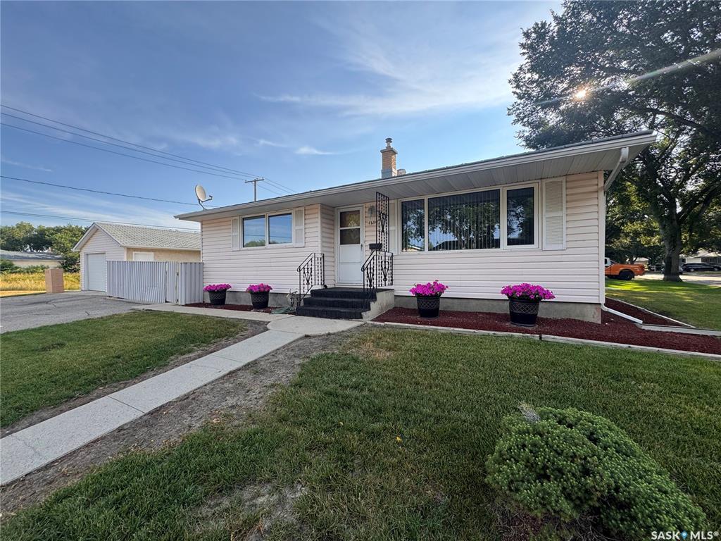 Second View of 125 Garnet Street N, Coronation Park, Regina, Saskatchewan, S4R 3S7
