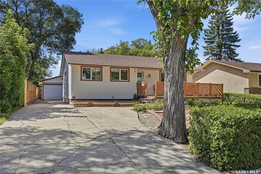 MLS® listing #SK045475 for sale located at 35 Elmview Road