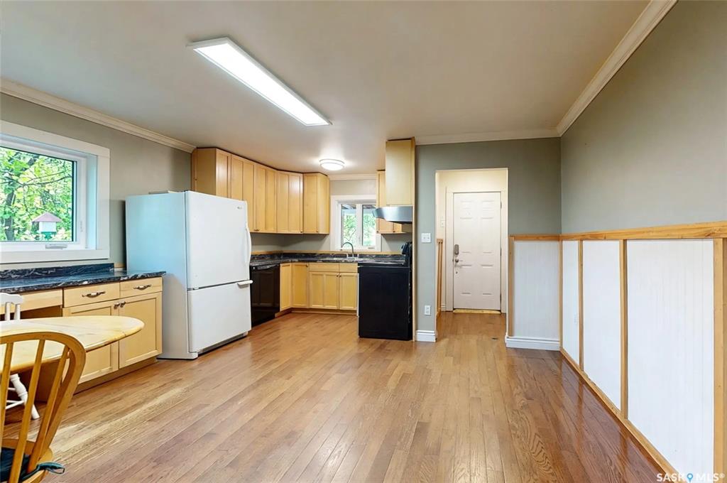 Third View of 102 104 Marsh Street, Maple Creek, Saskatchewan, S0N 1N0