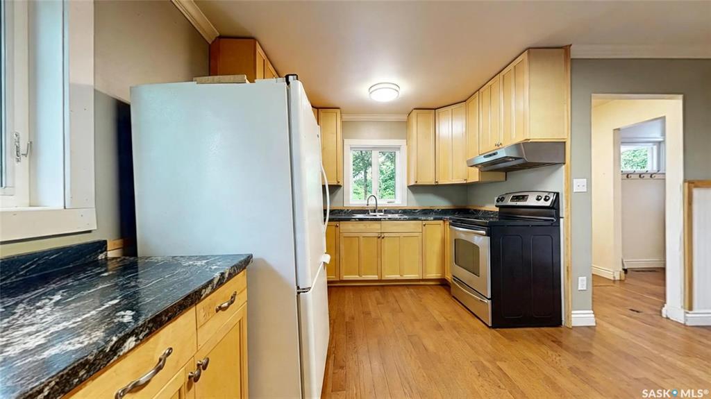 Fourth View of 102 104 Marsh Street, Maple Creek, Saskatchewan, S0N 1N0