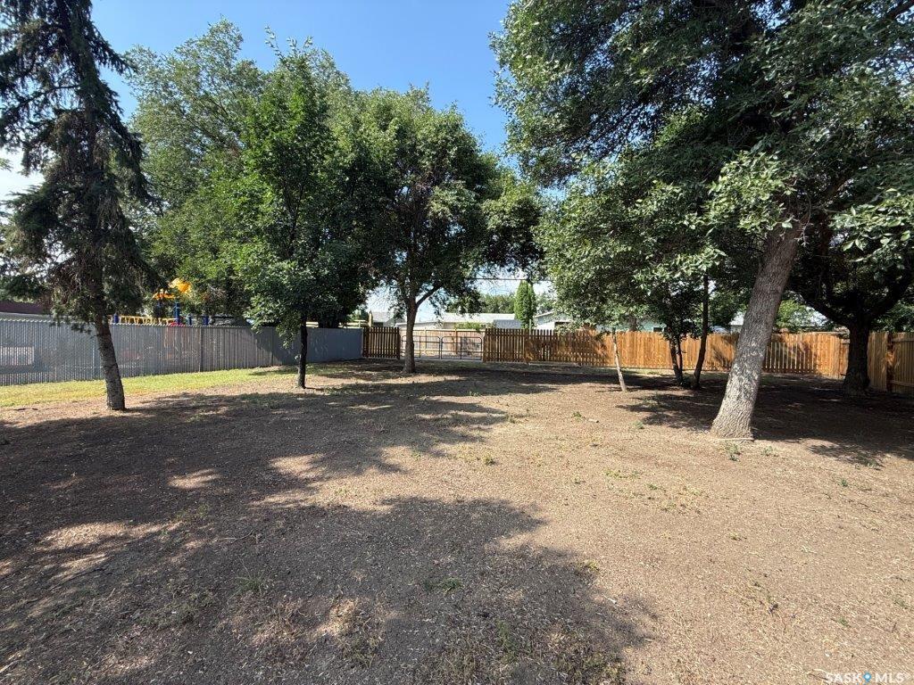 Third View of 45 5 Street Crescent, Kindersley, Saskatchewan, S0L 1S0