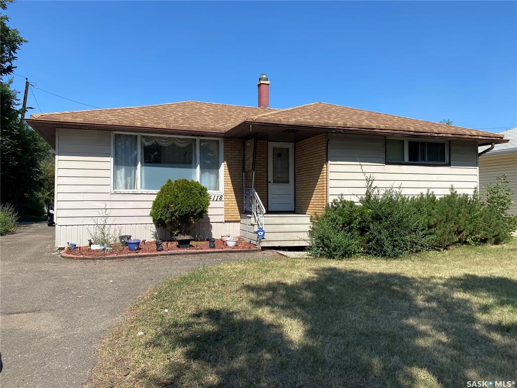 MLS® listing #SK045608 for sale located at 4118 Sherwood Drive