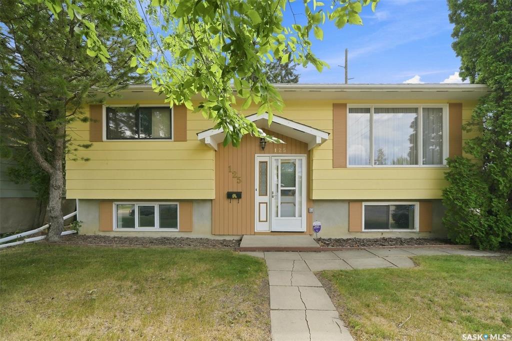 125 Arnason Crescent, SK045612, Saskatchewan,