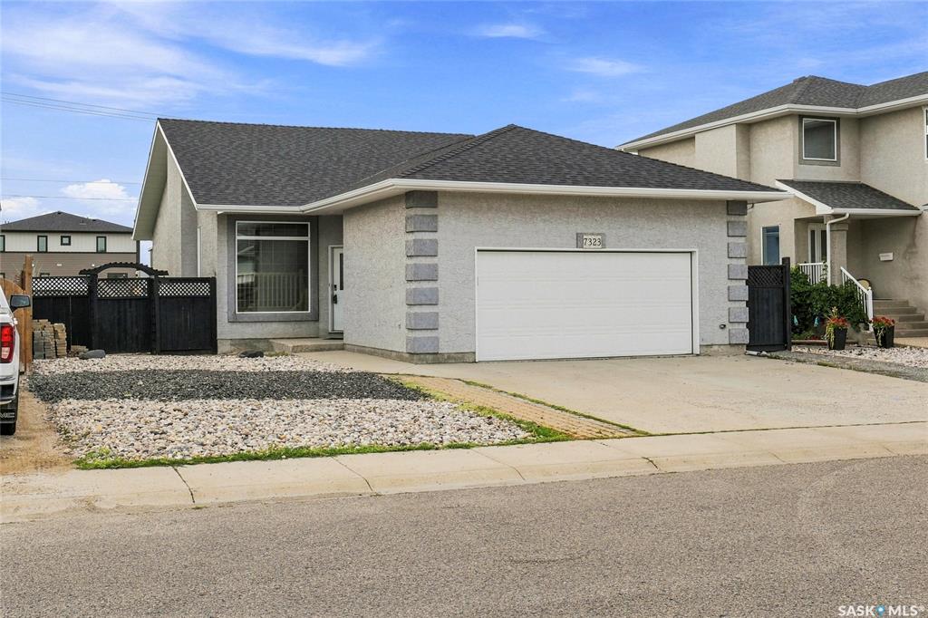 7323 Maple View Crescent, SK045614, Saskatchewan,