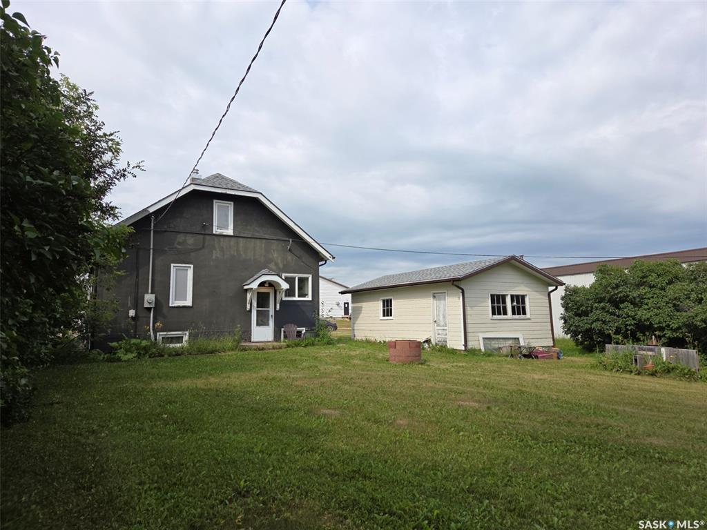 Third View of 203 1st Street S, Middle Lake, Saskatchewan, S0K 2X0