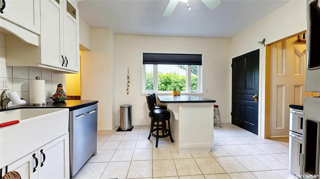 Fifth View of 210 Hood Street, Maple Creek, Saskatchewan, S0N 1N0