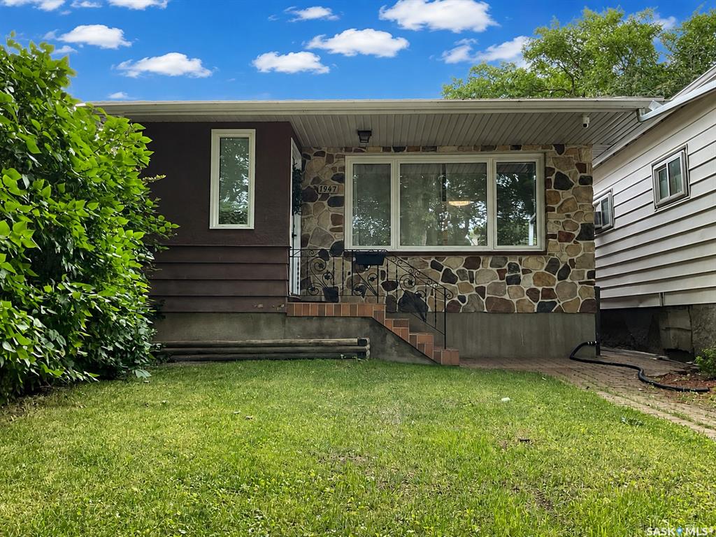 MLS® listing #SK045653 for sale located at 1947 Athol Street