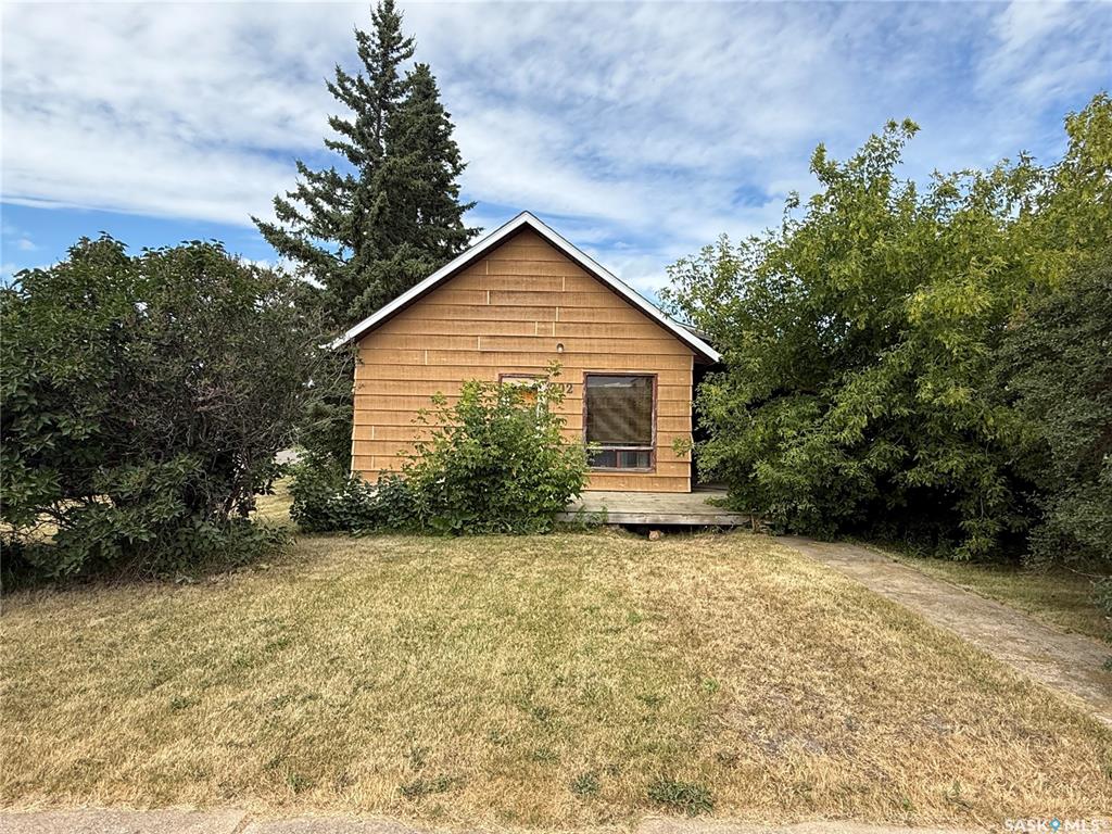 202 3rd Avenue E, SK045687, Saskatchewan,