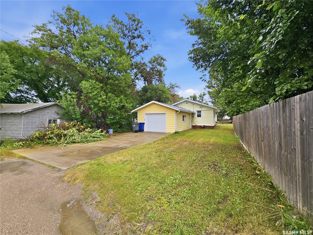 Fifth View of 113 4th Avenue E, Rosetown, Saskatchewan, S0L 2V0