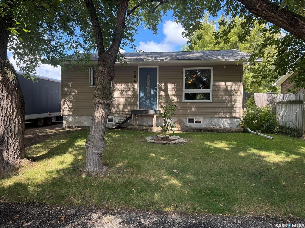 206 2nd Street N, SK045745, Saskatchewan,