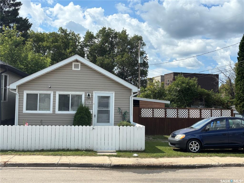 421 6th Avenue E, SK045749, Saskatchewan,