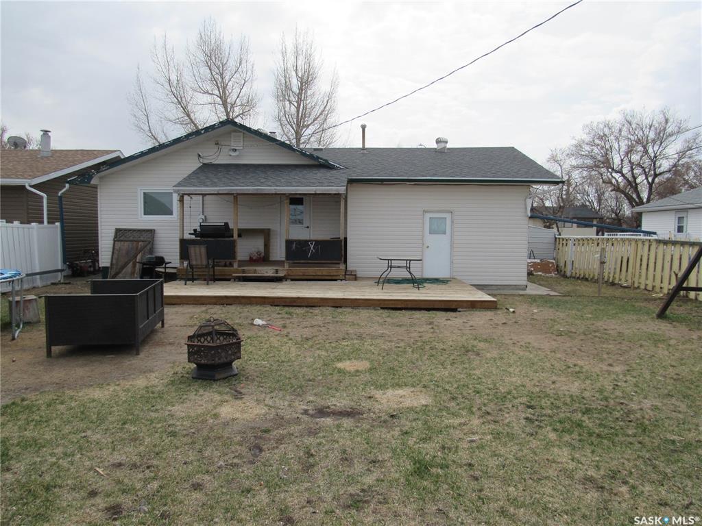 Second View of 301 7th Avenue W, Rosetown, Saskatchewan, S0L 2V0