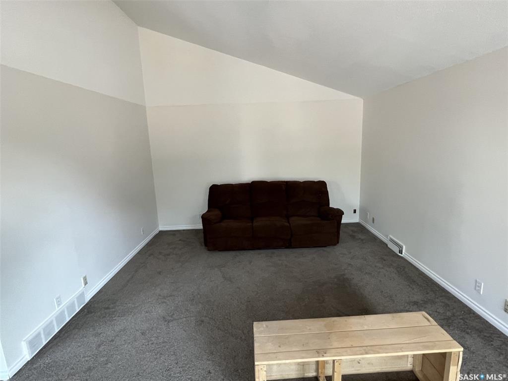 Fifth View of 301 7th Avenue W, Rosetown, Saskatchewan, S0L 2V0