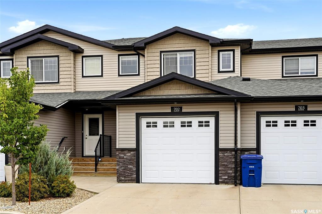 MLS® listing #SK045793 for sale located at 2 Savanna Crescent #702