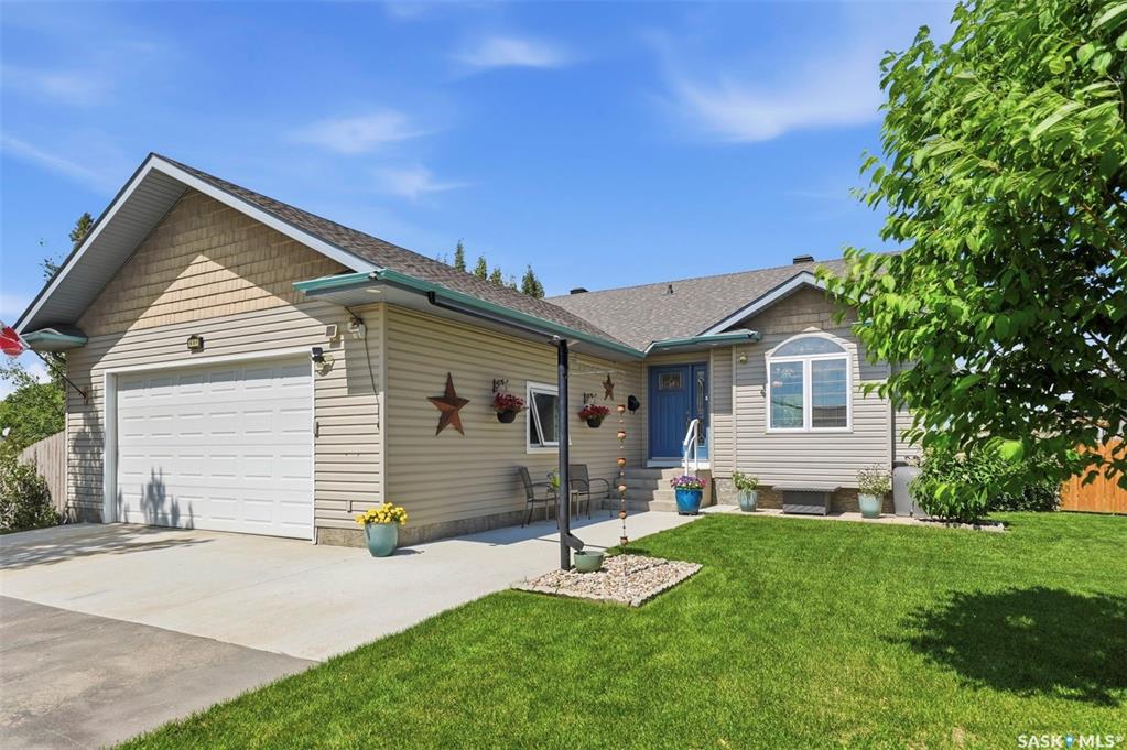 Second View of 601 2nd Avenue, Borden, Saskatchewan, S0K 0N0
