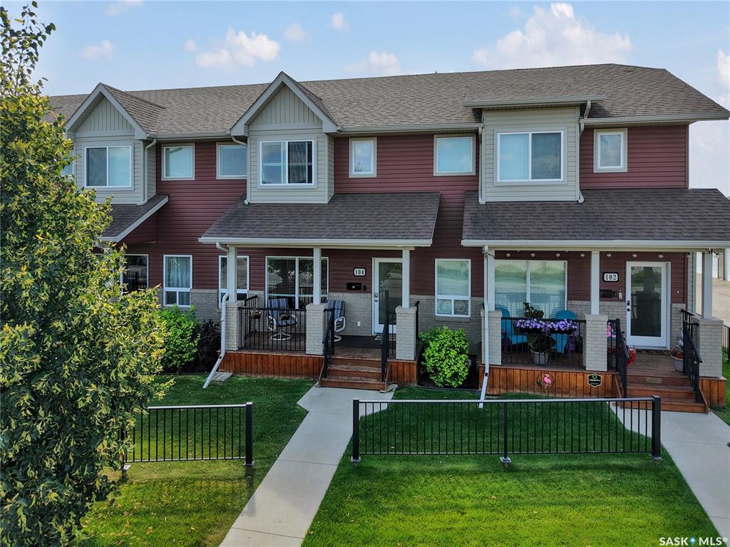 Main View of 104 Shepherd Crescent, Willowgrove, Saskatoon, Saskatchewan, S7W 0L7