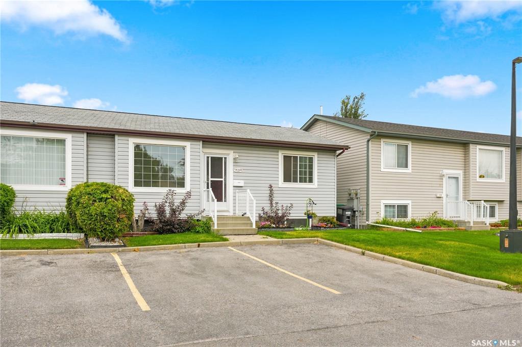 Main View of 143 Gropper Crescent #18, Parkridge SA, Saskatoon, Saskatchewan, S7M 5W2