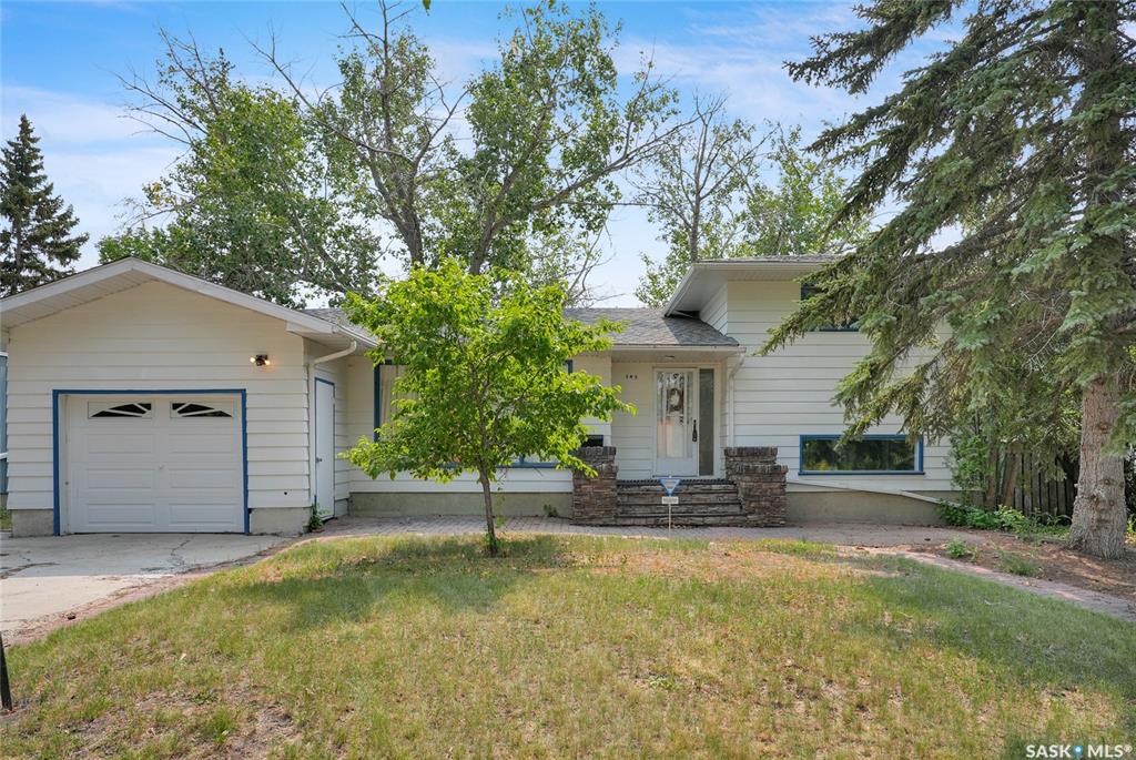 MLS® listing #SK045843 for sale located at 345 Durham Drive
