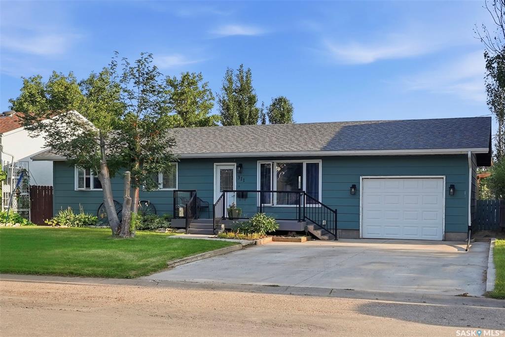 311 Loeppky Avenue, SK045875, Saskatchewan,
