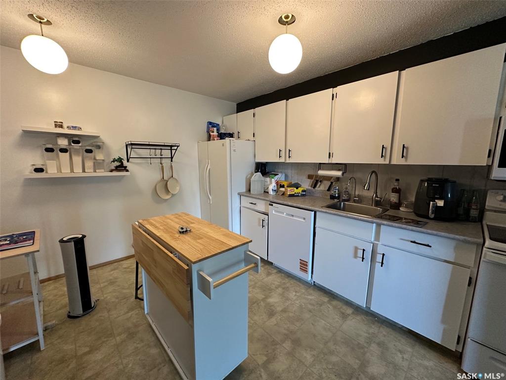 Third View of 306 Perkins Street #204, Hillcrest RB, Estevan, Saskatchewan, S4A 2K1