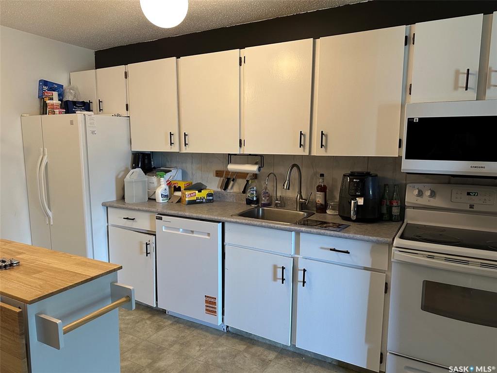 Fourth View of 306 Perkins Street #204, Hillcrest RB, Estevan, Saskatchewan, S4A 2K1