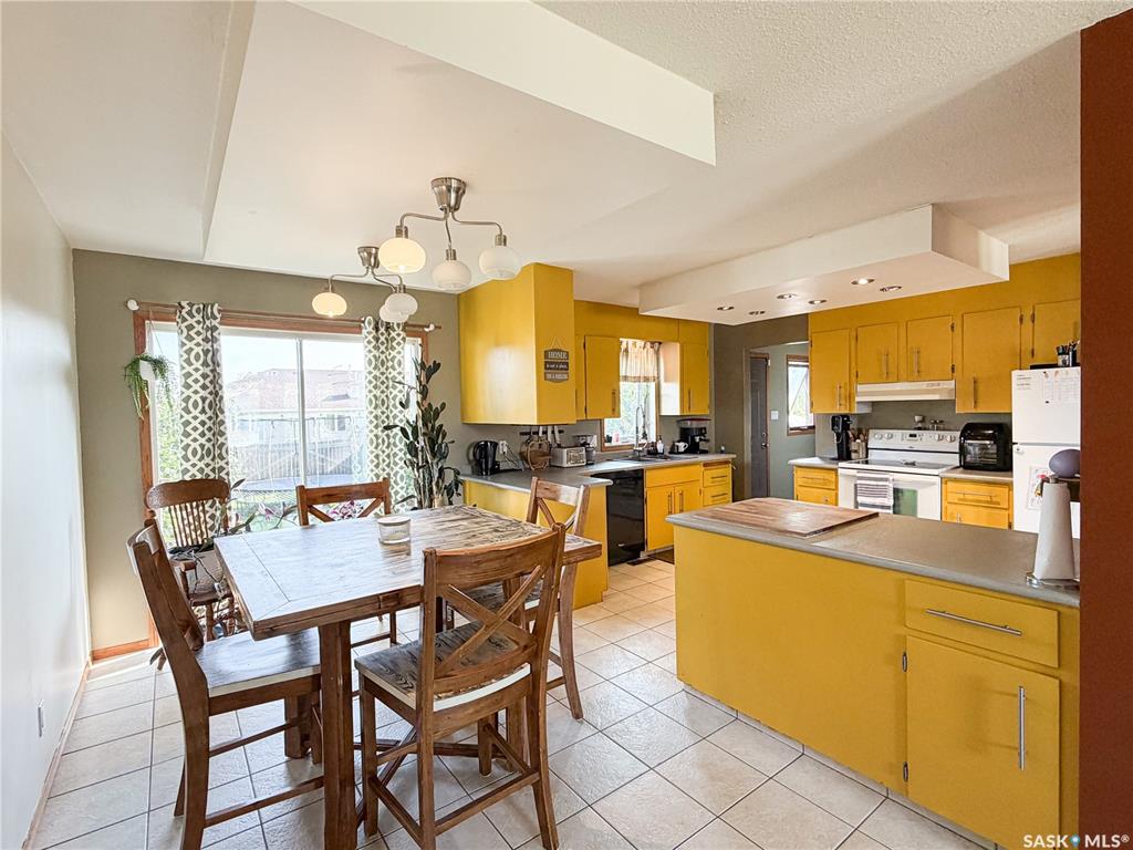 Fifth View of 48 Dunfield Crescent, Meadow Lake, Saskatchewan, S9X 1C4