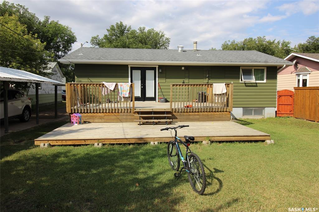 Fourth View of 656 4th Street W, Shaunavon, Saskatchewan, S0N 2M0