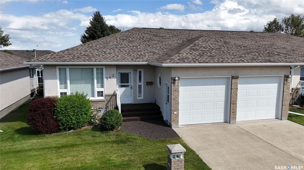 165 Robert Street W #243, SK045998, Saskatchewan,