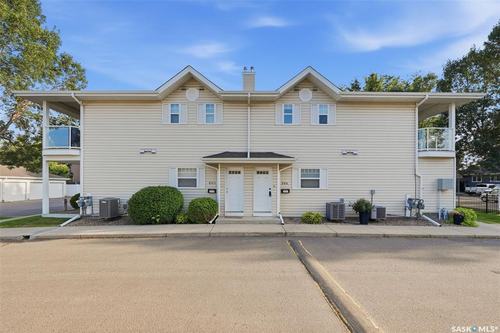141 105th Street W #204D, SK046007, Saskatchewan,
