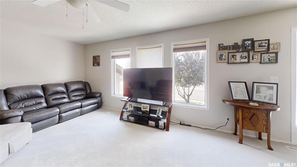 Fourth View of 34 Oconnor Crescent, Kindersley, Saskatchewan, S0L 1S1