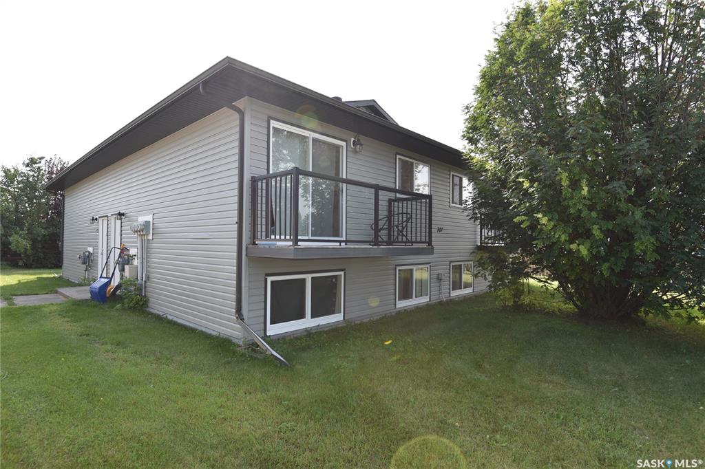 Second View of 307 6th Street E, Nipawin, Saskatchewan, S0E 1E0
