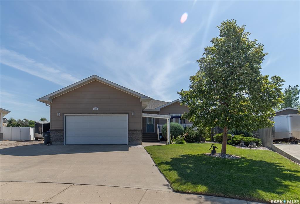 Second View of 317 Frehlick Bay, Trojan, Estevan, Saskatchewan, S4A 0Y1