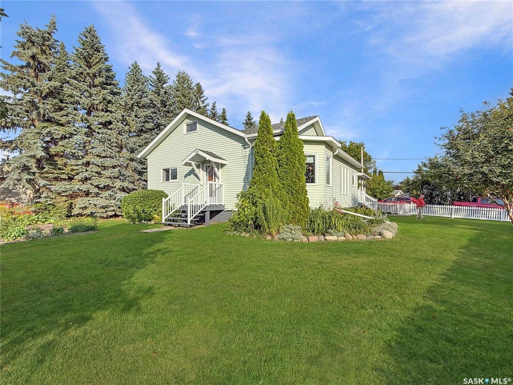 Fifth View of 336 Main Street, Debden, Saskatchewan, S0J 0S0
