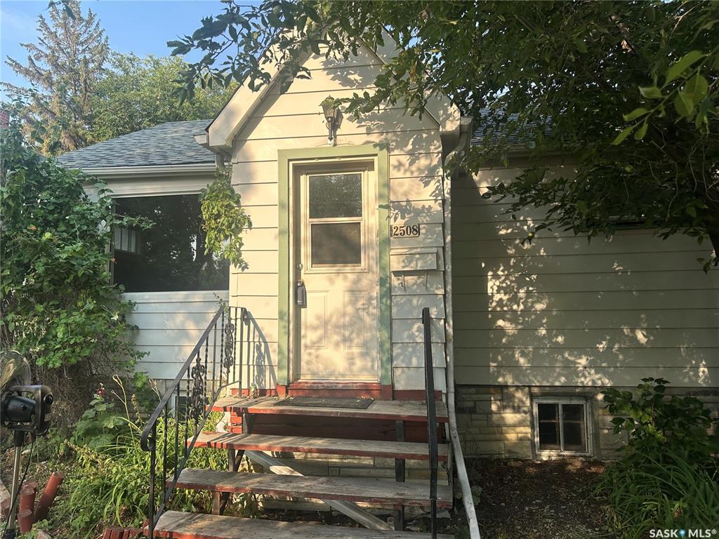MLS® listing #SK046167 for sale located at 2508 Edgar Street