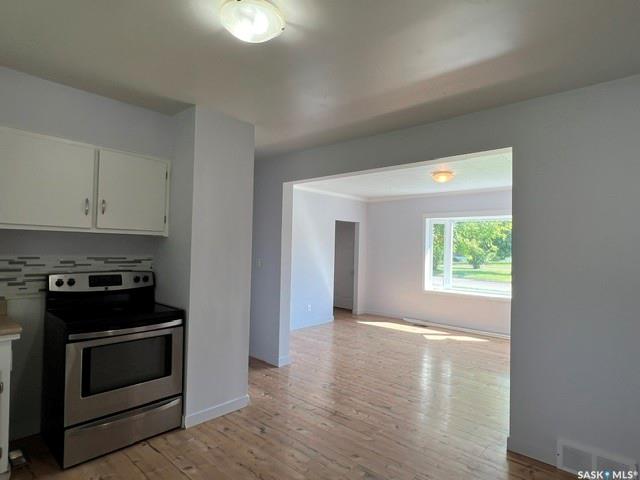 Fourth View of 511 Centre Street, Meadow Lake, Saskatchewan, S9X 1E5