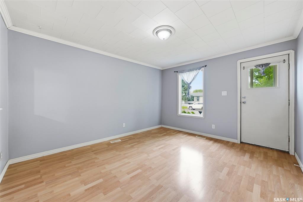 Fourth View of 712 5th Street E, East Flat, Prince Albert, Saskatchewan, S6V 0M4