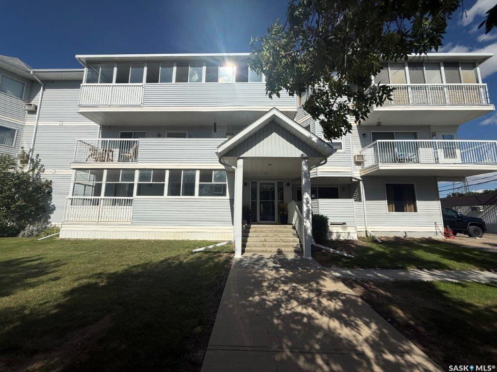 119 4th Avenue W #8, SK046244, Saskatchewan,