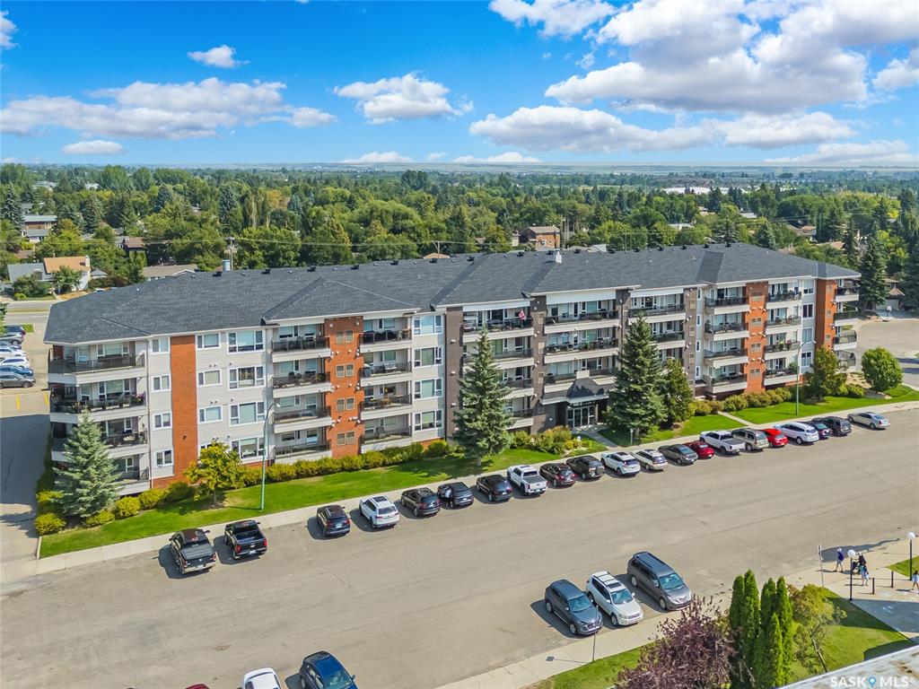Second View of 102 Kingsmere Place #415, Lakeview SA, Saskatoon, Saskatchewan, S7J 2K7