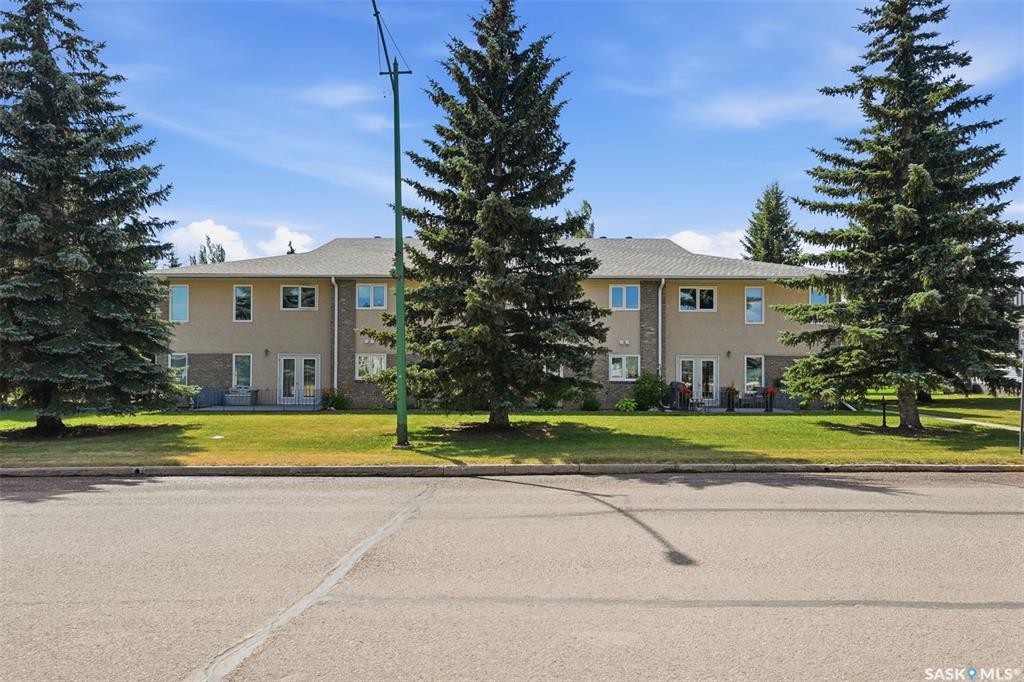 Second View of 105 6th Avenue E ##2, Watrous, Saskatchewan, S0K 4T0