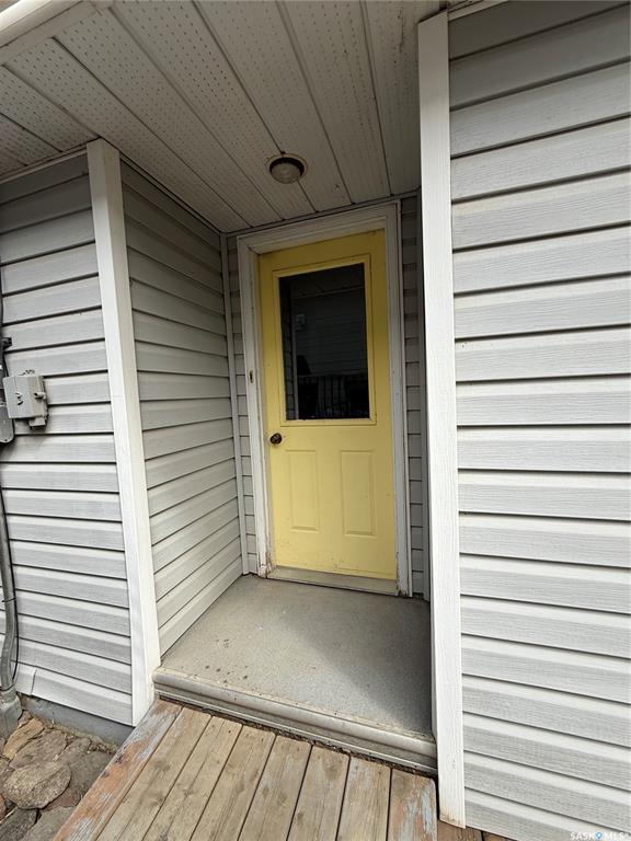 Fourth View of 221 1st Avenue W, Kindersley, Saskatchewan, S0L 1S0
