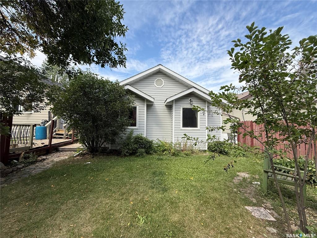 Fifth View of 221 1st Avenue W, Kindersley, Saskatchewan, S0L 1S0