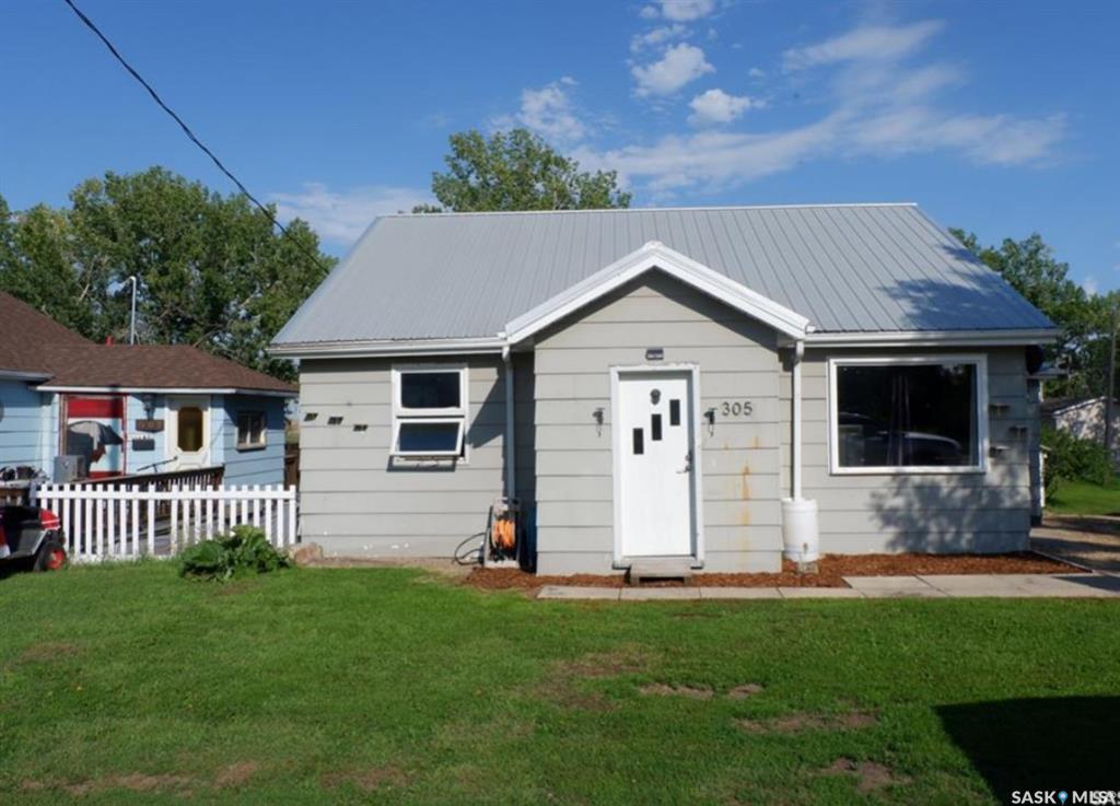305 1st Street E, SK046428, Saskatchewan,