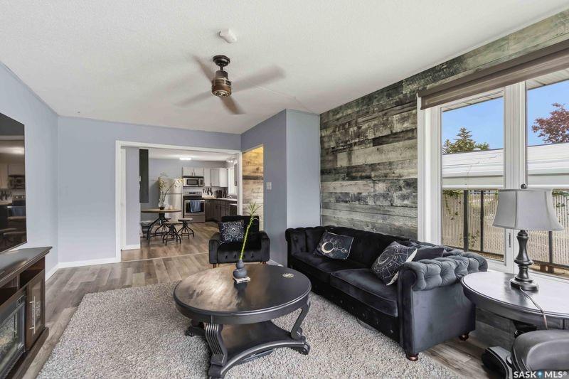 Third View of 22 Columbia Drive, River Heights SA, Saskatoon, Saskatchewan, S7K 1E5