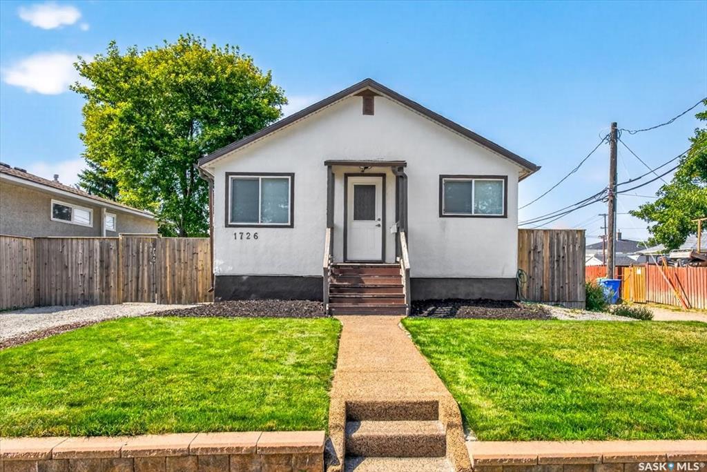 Main View of 1726 Rothwell Street, Glen Elm Park, Regina, Saskatchewan, S4N 2B9